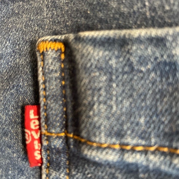 Levi’s Mile High Cropped Wide Leg Button Fly Jeans in great condition.Size 26 - Picture 5 of 16